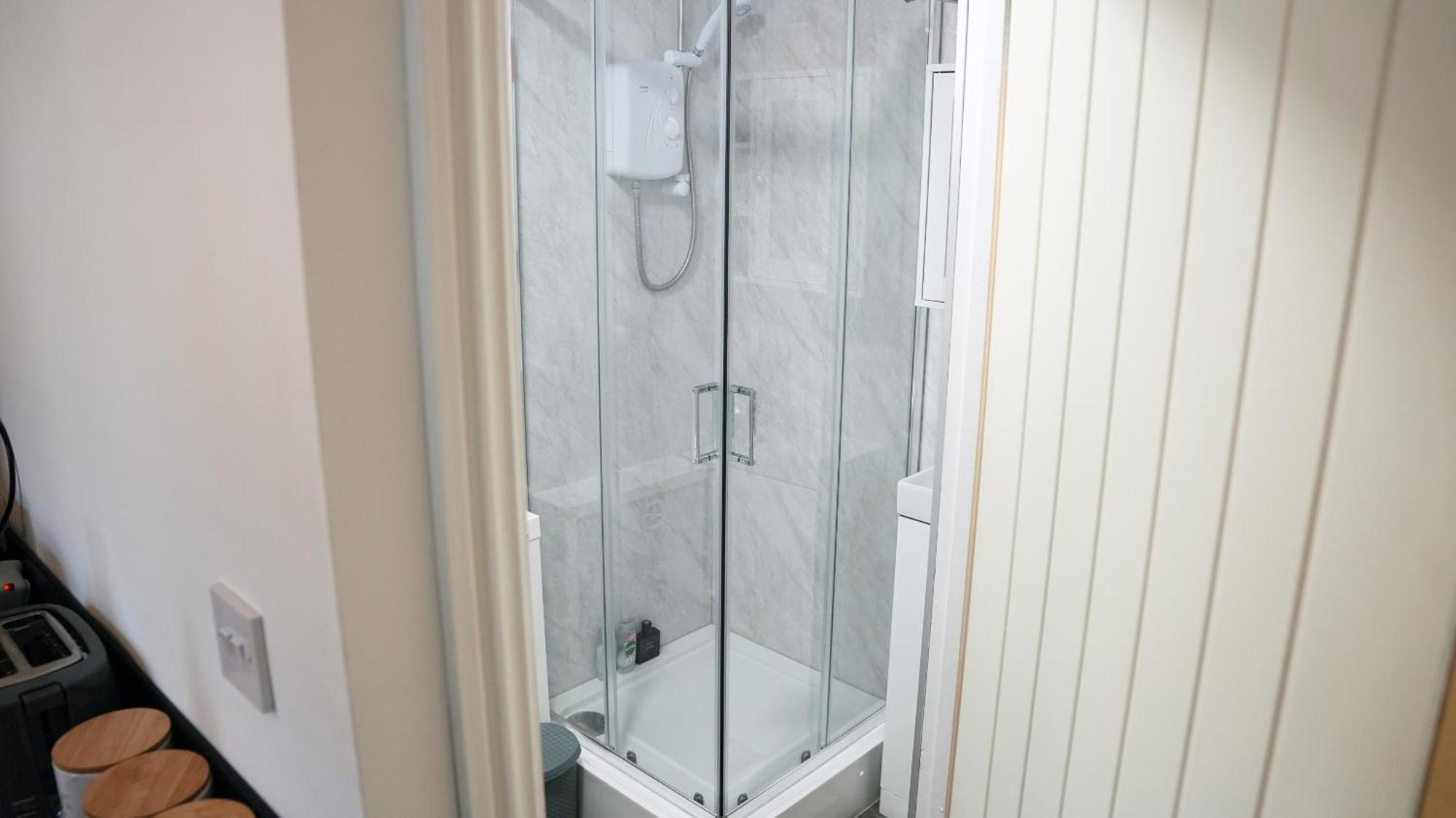 קובנטרי City Centre House, Parking With Ev, Free Wifi, Netflix מראה חיצוני תמונה