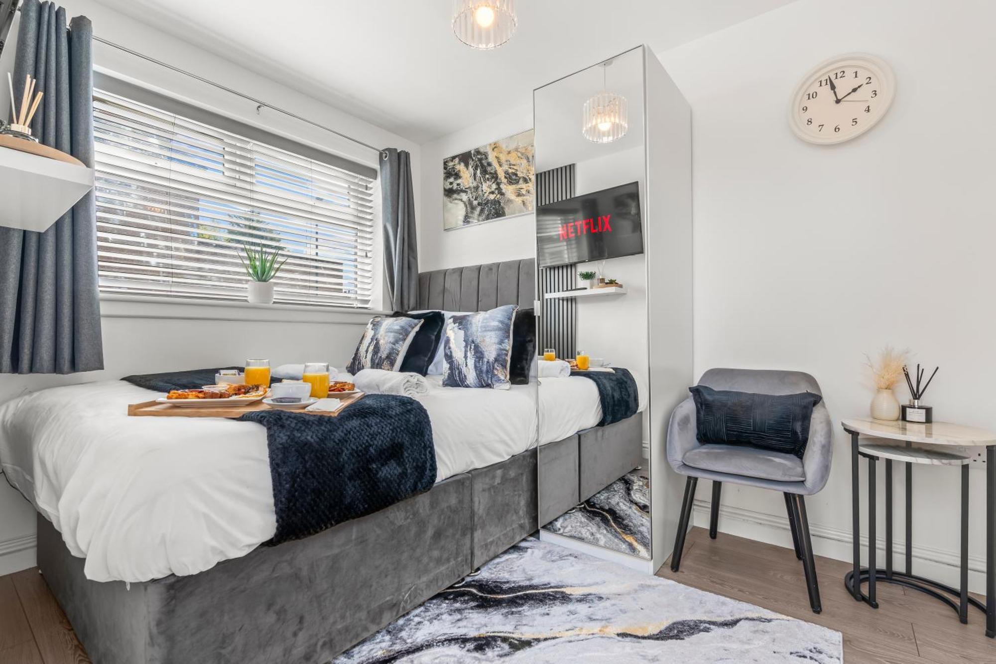 קובנטרי City Centre House, Parking With Ev, Free Wifi, Netflix מראה חיצוני תמונה