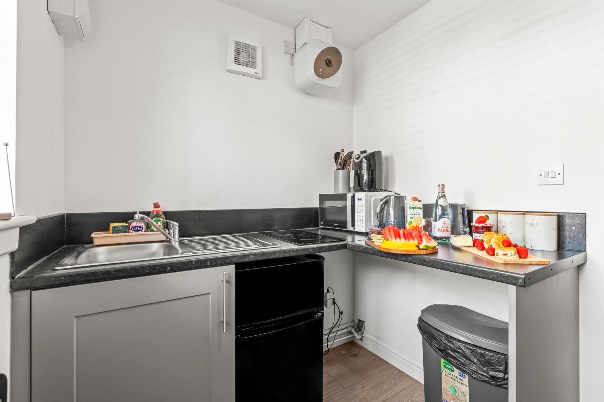 קובנטרי City Centre House, Parking With Ev, Free Wifi, Netflix מראה חיצוני תמונה